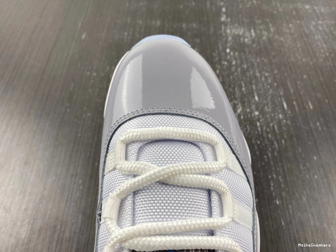 MaikeSneakers Air AV2187-140 Cement Grey Low Jordan 11 0813
